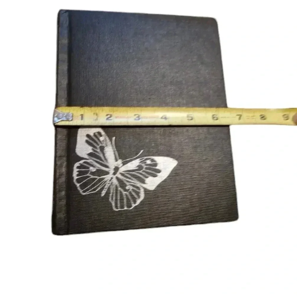 Sweet Little Vintage Book of Butterflies- Published in 1961​​​​​ - Picture 5 of 6